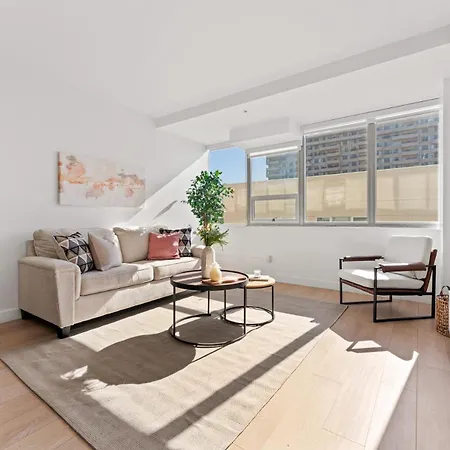 Chic Urban Retreat In Heart Of La, Steps From Attractions! Hotel